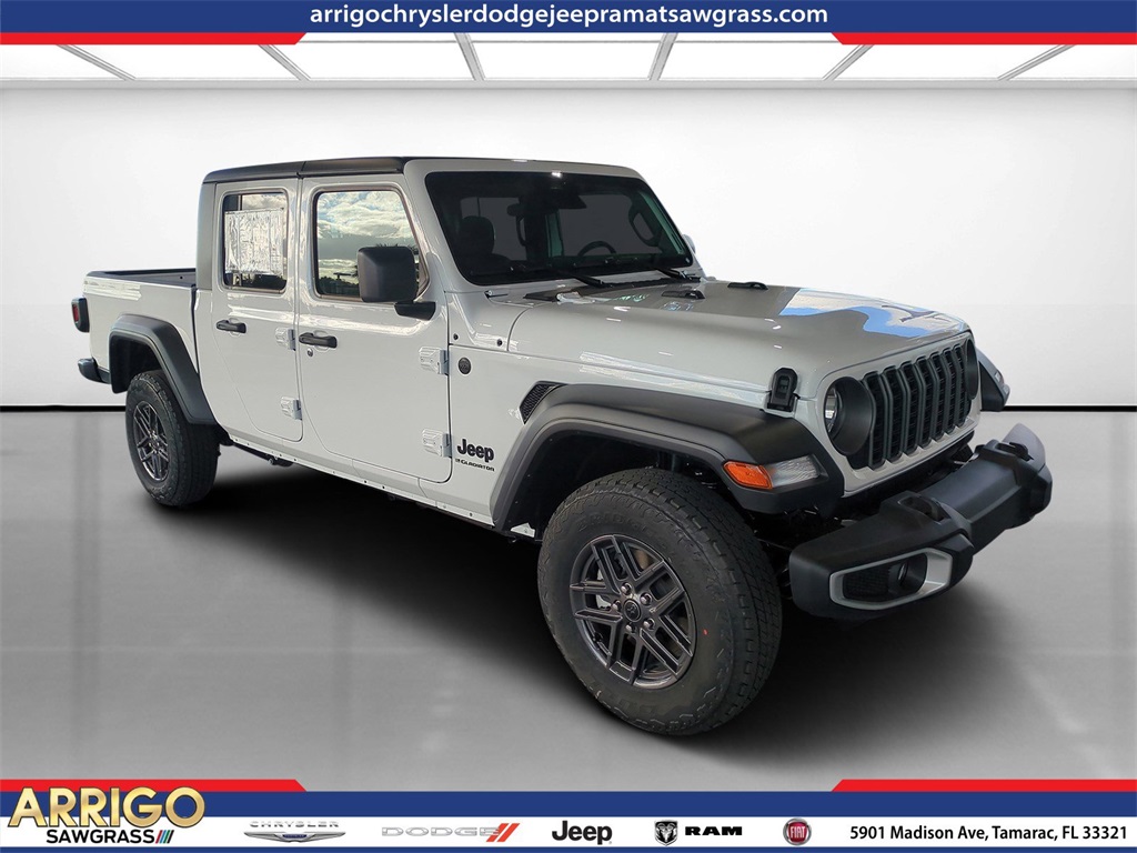 2026 Jeep Gladiator Sport S's photo