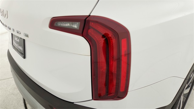 2022 Kia Telluride S - 10