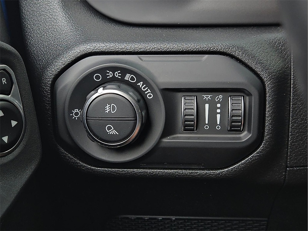 Used 2021 Jeep Gladiator For Sale in Farmington, AR