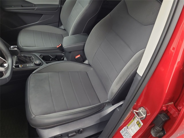 2022 – Volkswagen – Taos