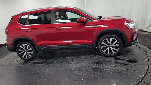 2022 – Volkswagen – Taos