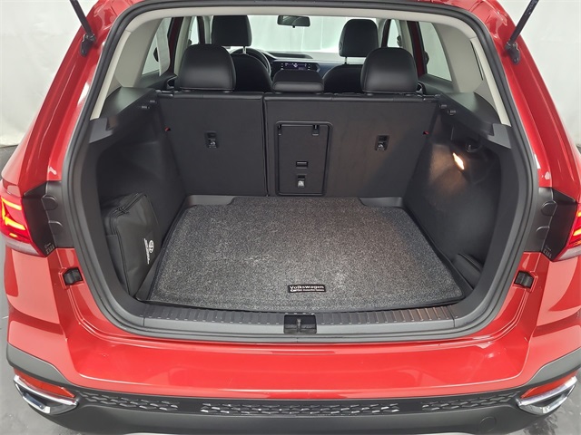 2022 – Volkswagen – Taos