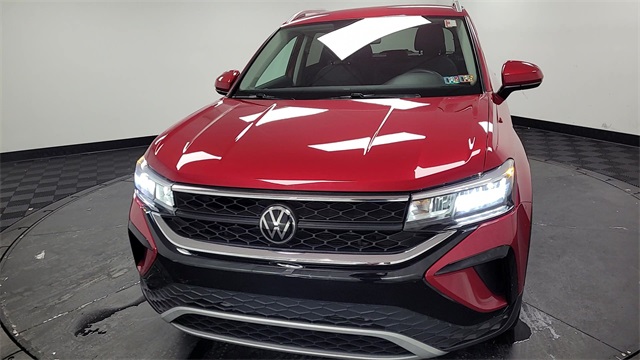 2022 – Volkswagen – Taos