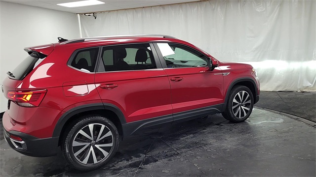 2022 – Volkswagen – Taos