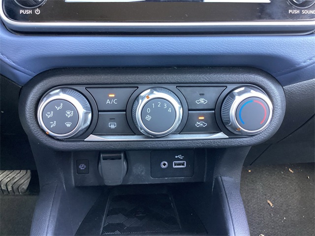 Used Car 2023 Nissan Versa  1.6 Sv For Sale Under $20,000 In San Antonio, Texas