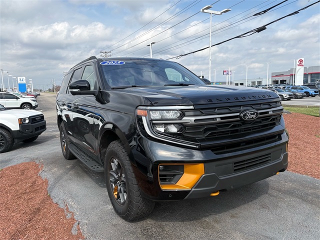 2025 Ford Expedition Tremor 4WD