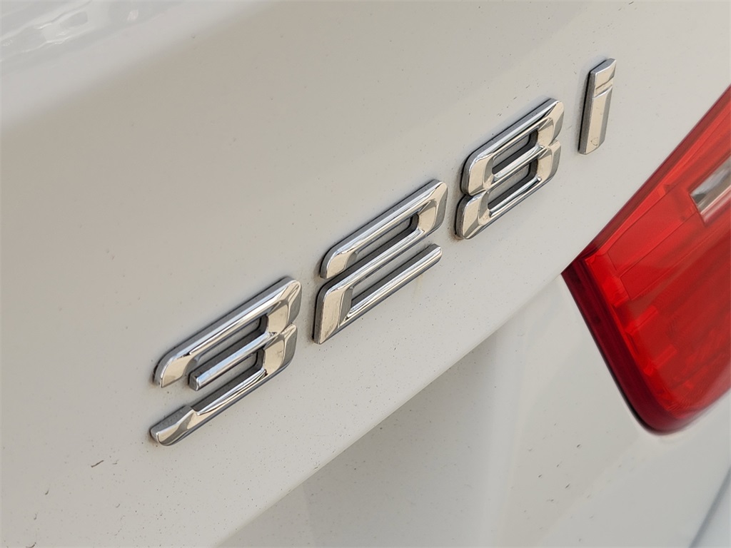 2011 BMW 3 Series 328i White at North Houston Mitsubishi