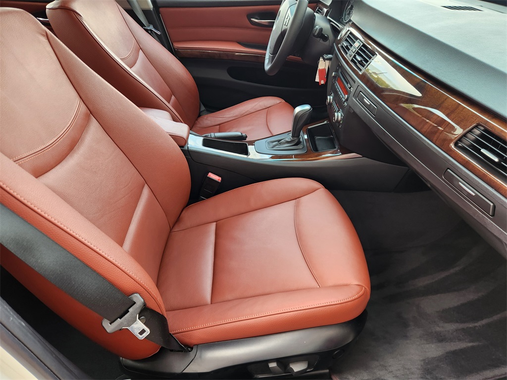 2011 BMW 3 Series 328i White at North Houston Mitsubishi