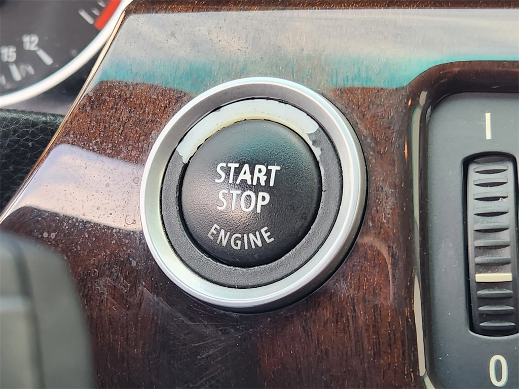 2011 BMW 3 Series 328i White at North Houston Mitsubishi