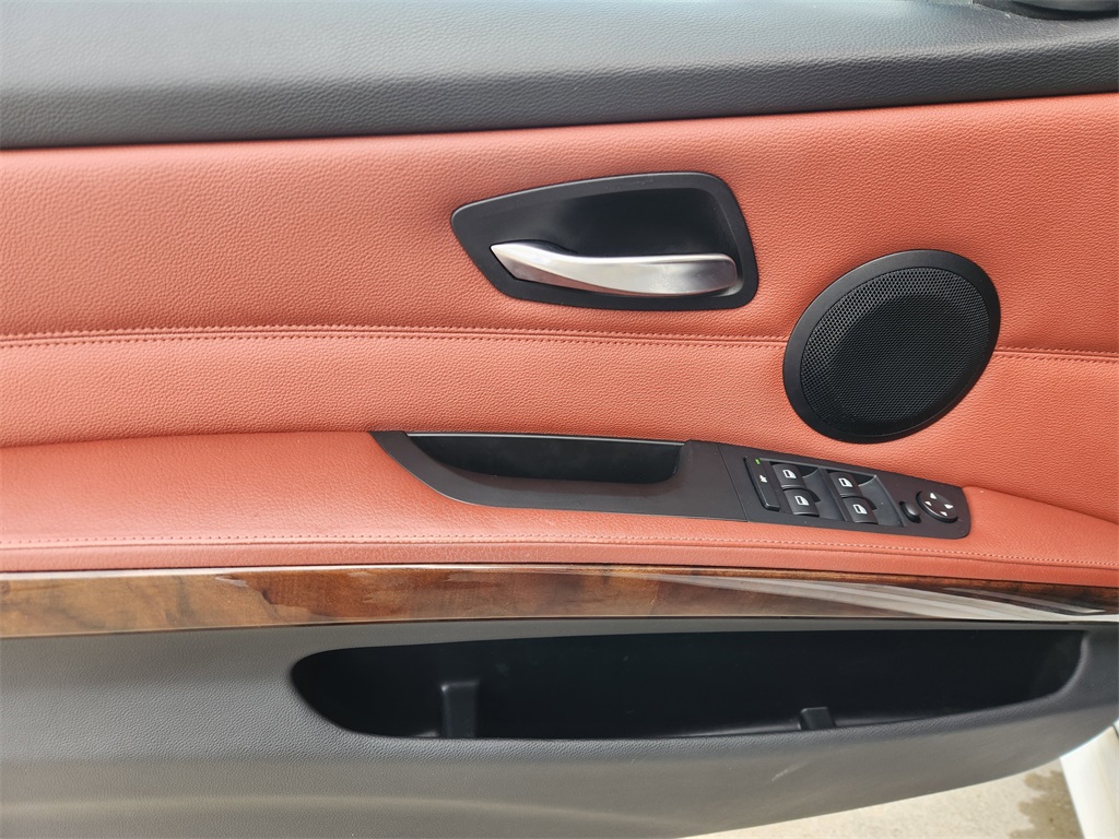 2011 BMW 3 Series 328i White at North Houston Mitsubishi