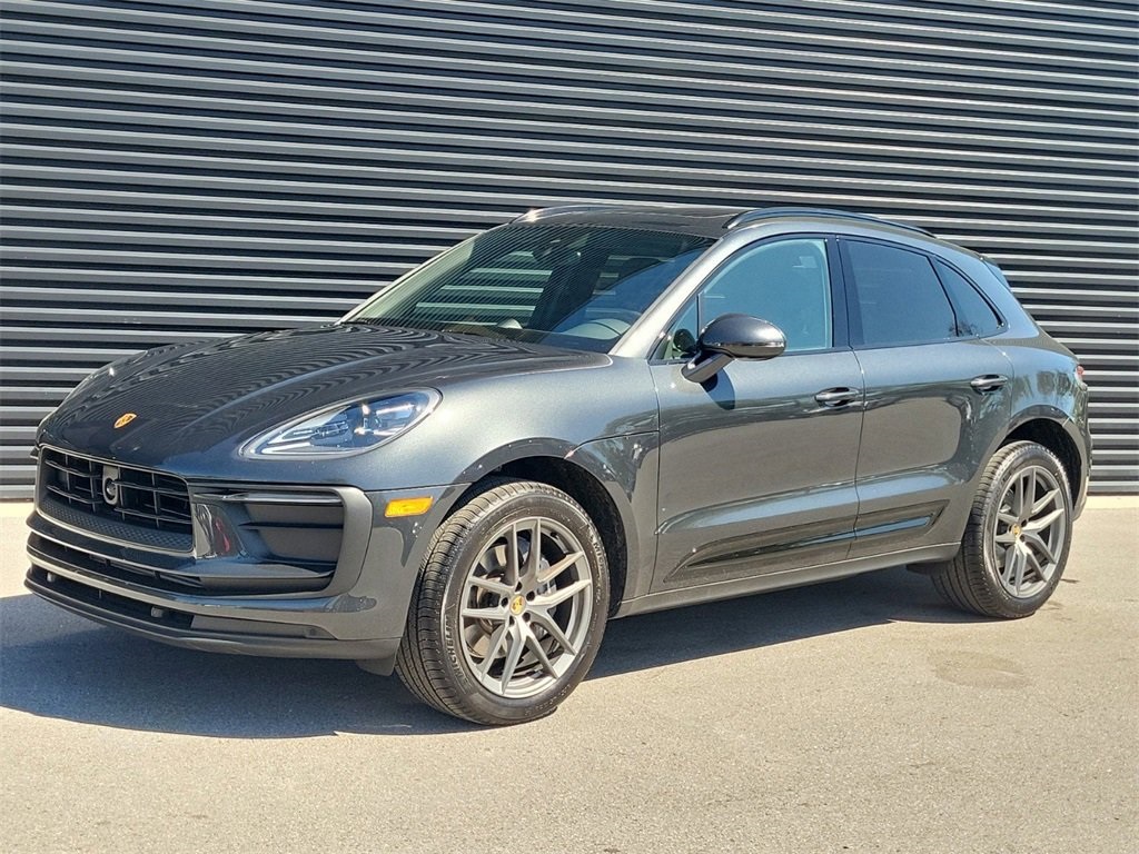 2025 Porsche Macan AWD