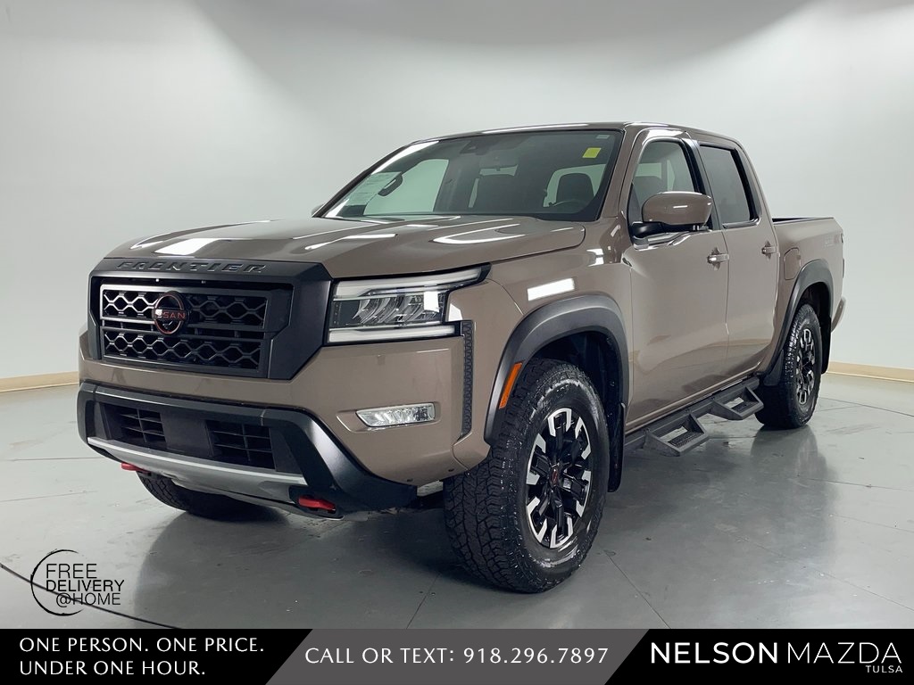 2023 Nissan Frontier PRO-4X Crew Cab 4WD