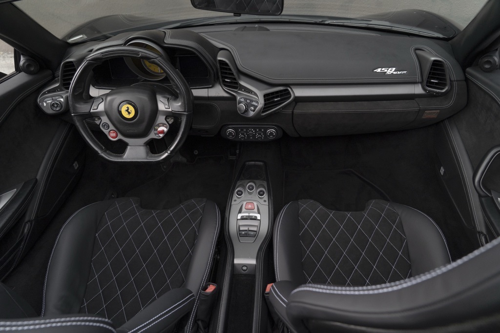 2013 Ferrari 458 Spider Base - Photo 2