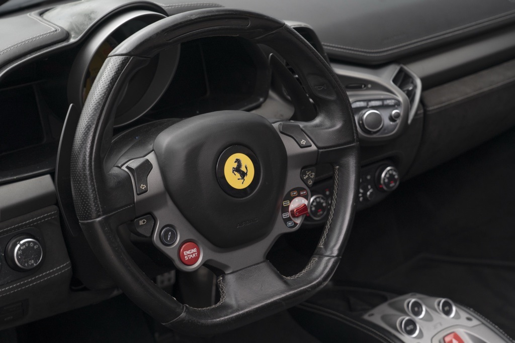 2013 Ferrari 458 Spider Base - Photo 20