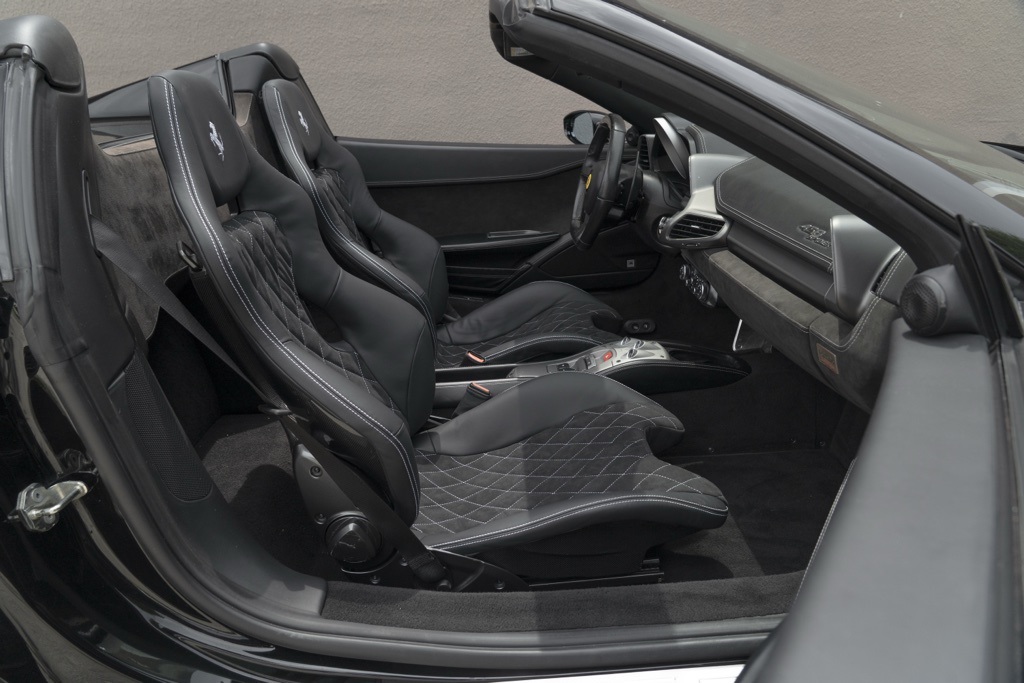 2013 Ferrari 458 Spider Base - Photo 30