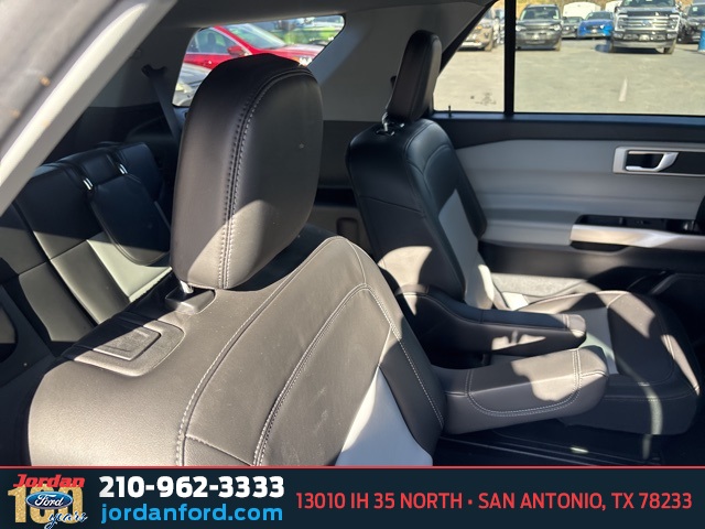 Used Car 2022 Ford Explorer  Xlt For Sale Under $30,000 In San Antonio, Texas