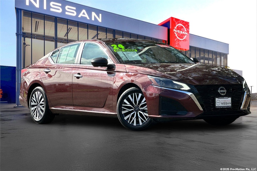 2024 Nissan Altima SV