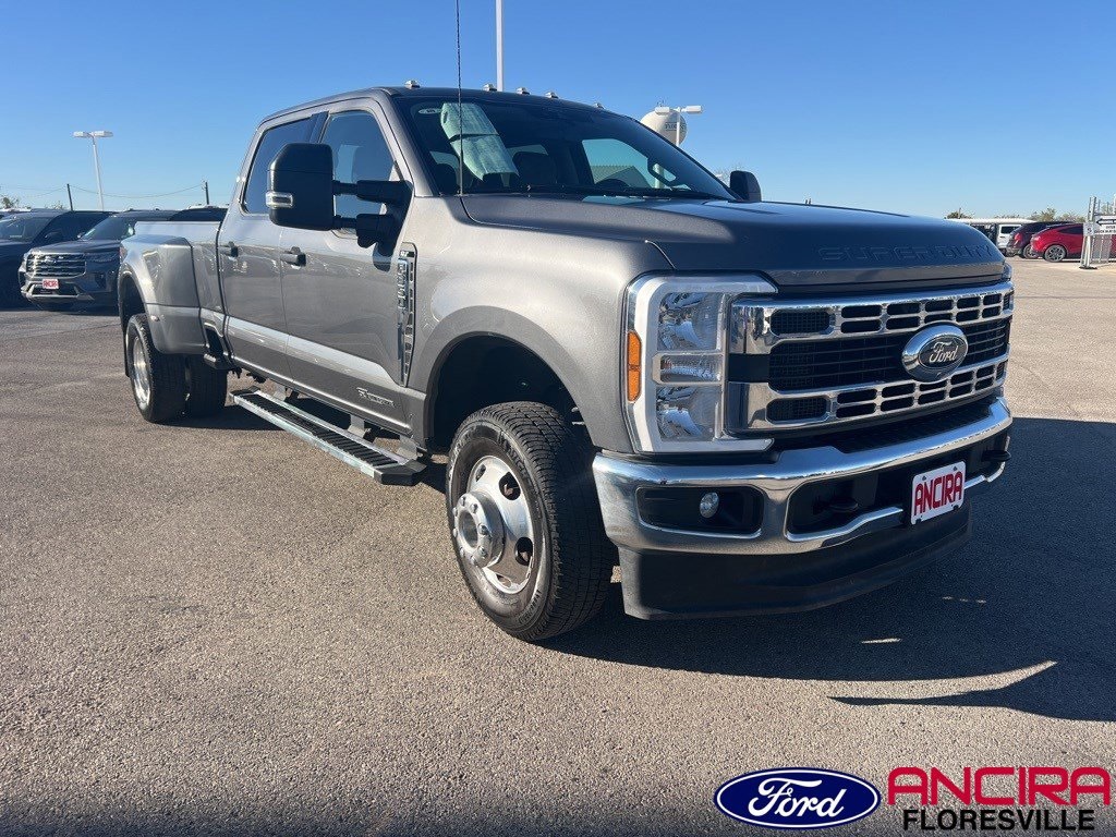 Used Car 2024 Ford F-350sd  Xlt For Sale Under $70,000 In Floresville, Texas