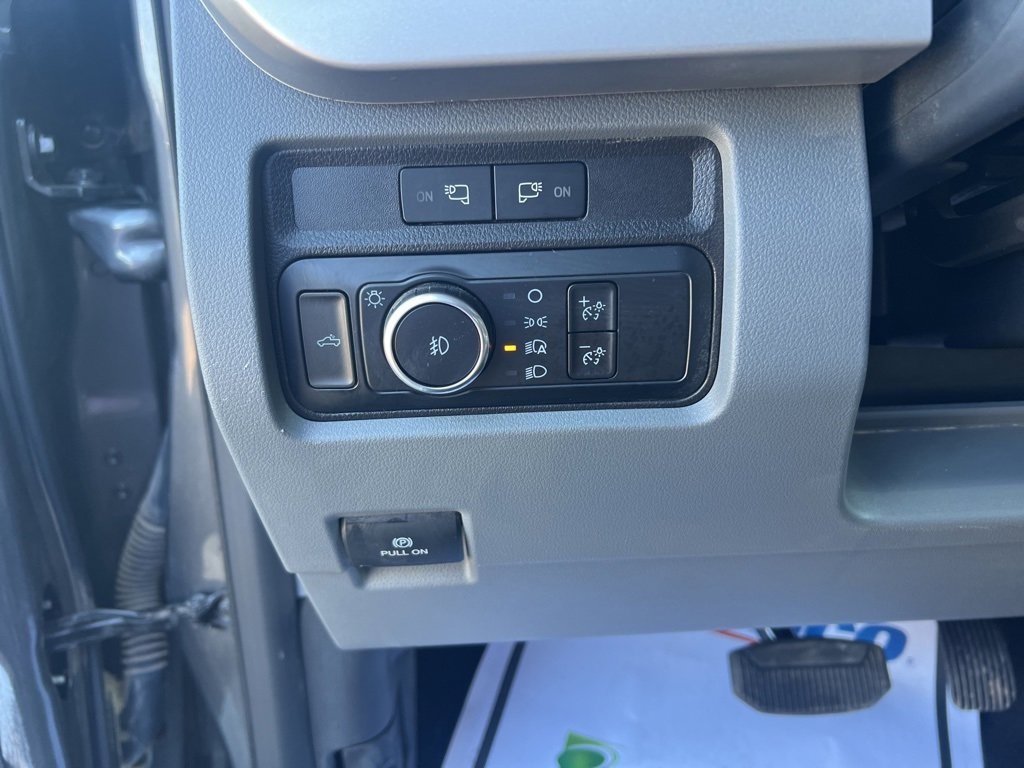 Used Car 2024 Ford F-350sd  Xlt For Sale Under $70,000 In Floresville, Texas