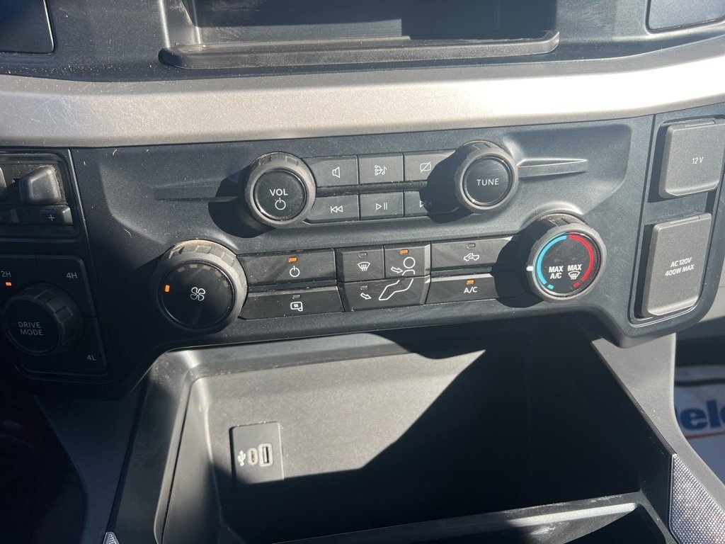 Used Car 2024 Ford F-350sd  Xlt For Sale Under $70,000 In Floresville, Texas