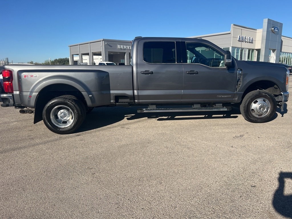 Used Car 2024 Ford F-350sd  Xlt For Sale Under $70,000 In Floresville, Texas