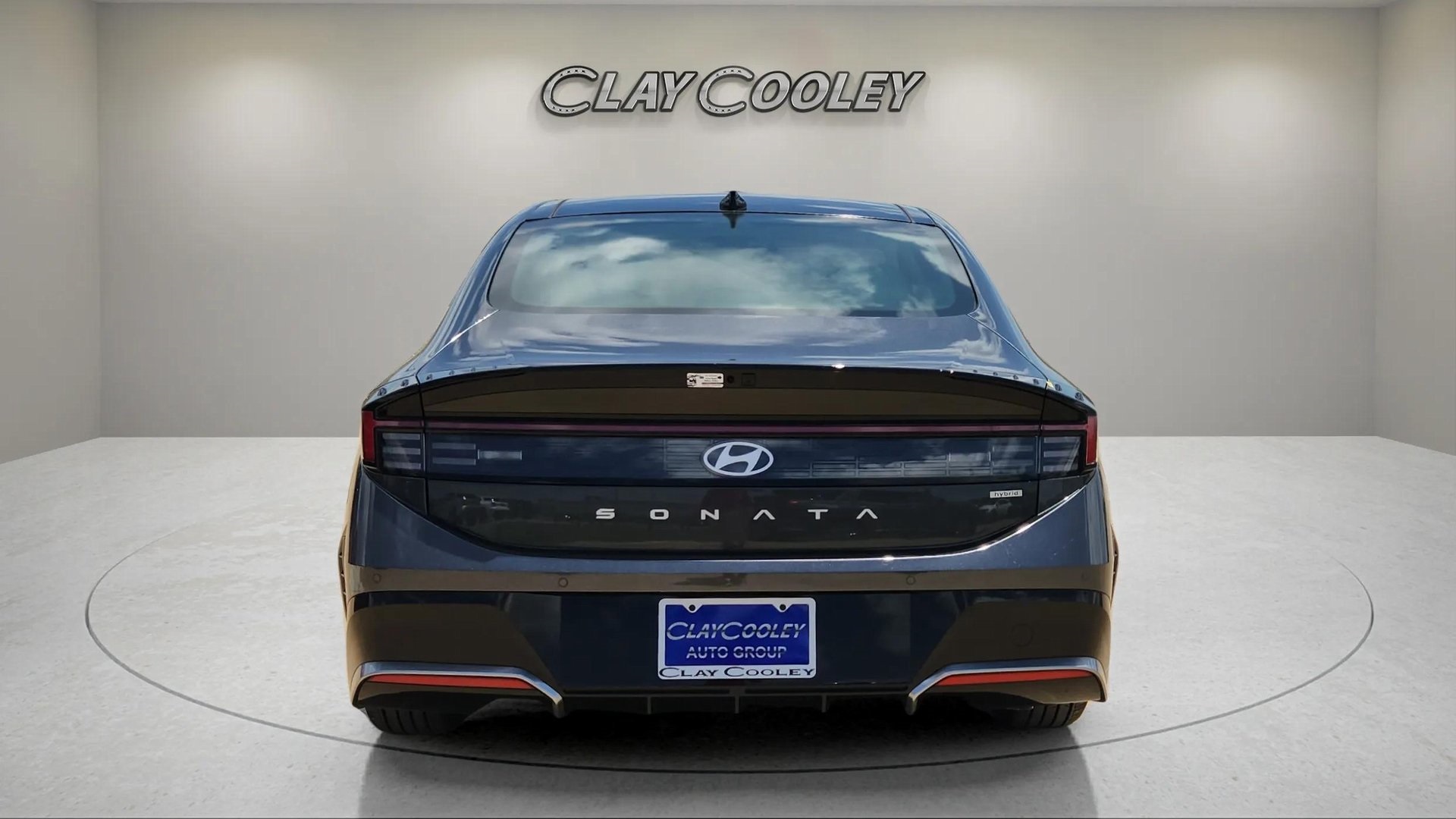 2025 Hyundai Sonata Hybrid Limited photo 4