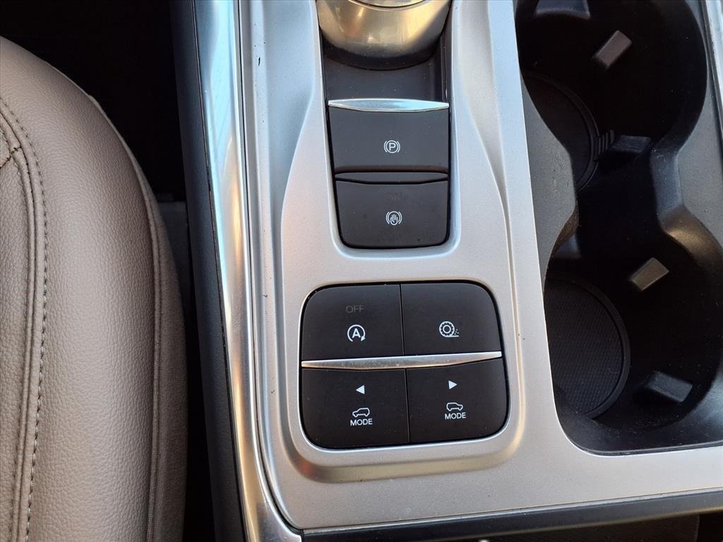 2020 Ford Explorer XLT White at Shottenkirk Kia Fort Bend