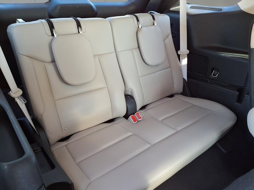 2020 Ford Explorer XLT White at Shottenkirk Kia Fort Bend