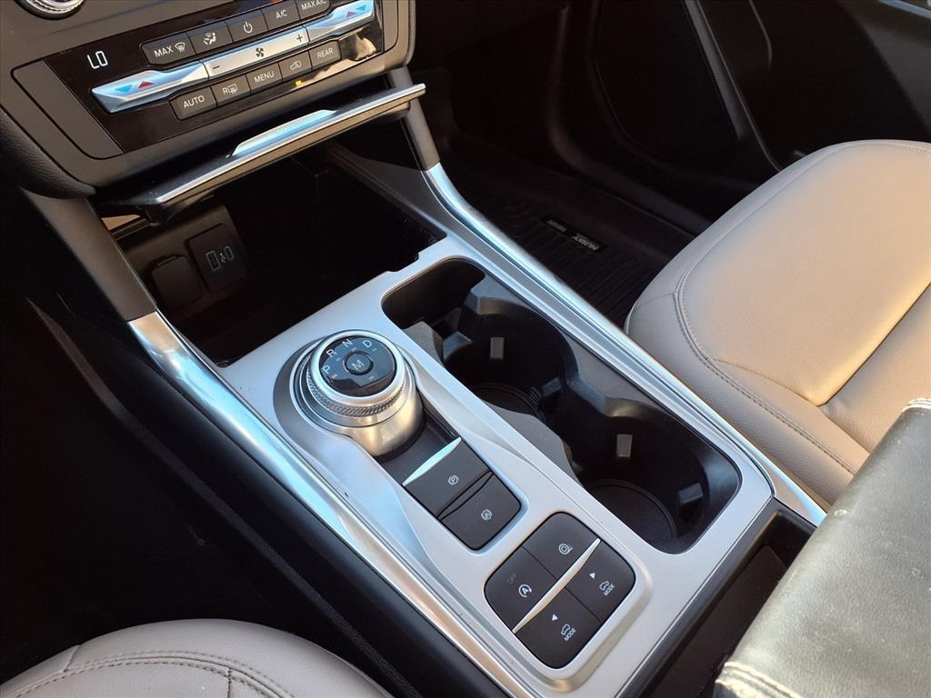 2020 Ford Explorer XLT White at Shottenkirk Kia Fort Bend