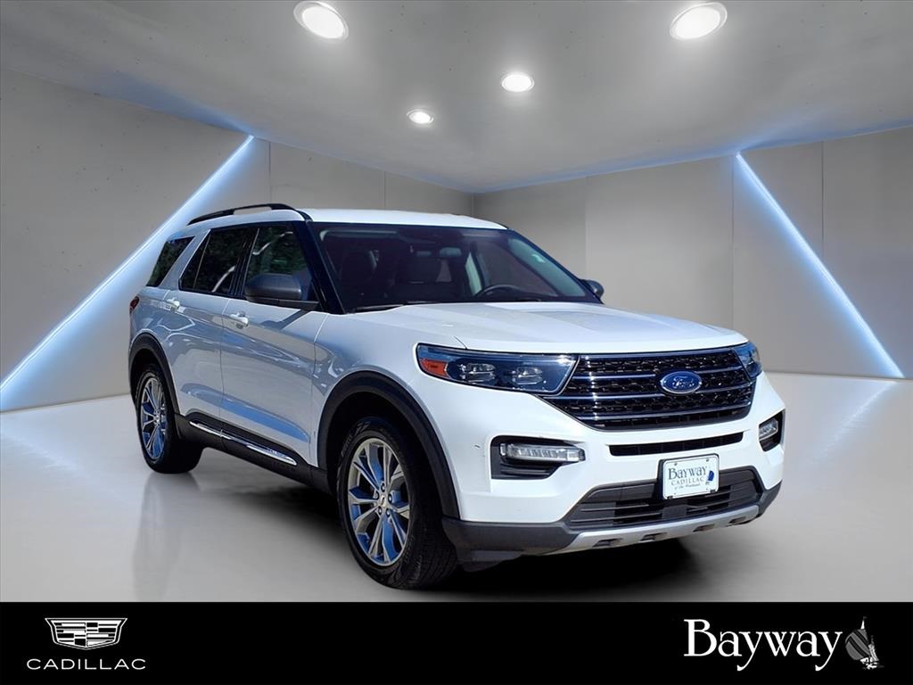 2020 Ford Explorer XLT White at Shottenkirk Kia Fort Bend