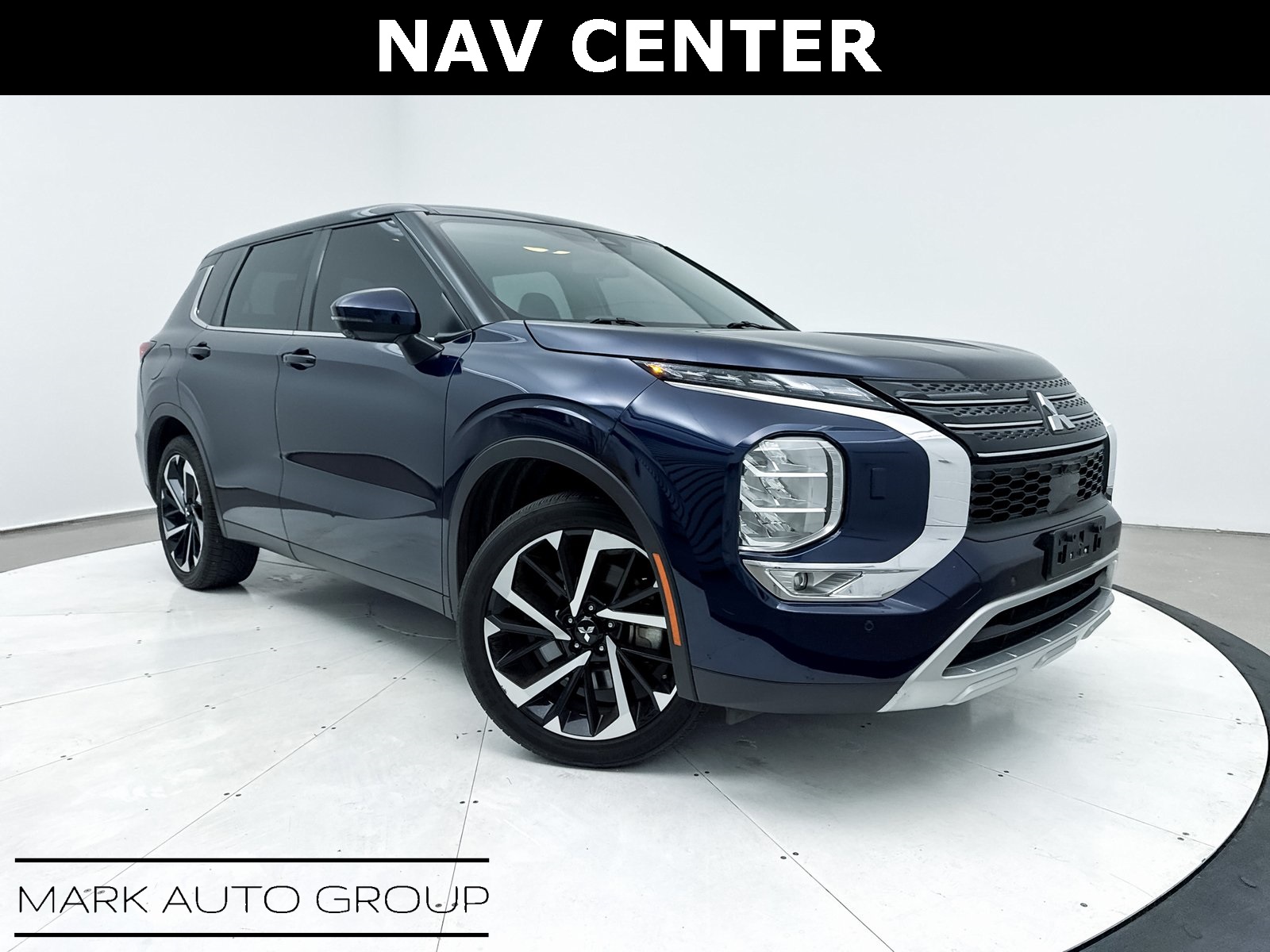 2023 Mitsubishi Outlander SE