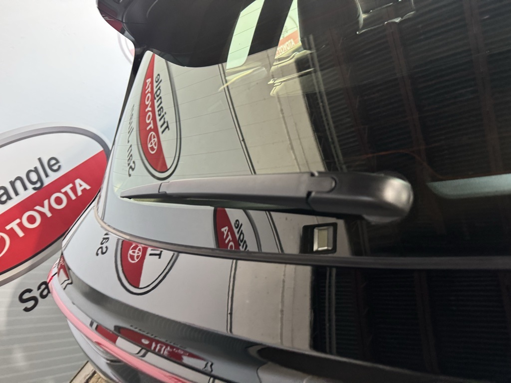 Thumbnail: 2025 Toyota Crown Signia - 18