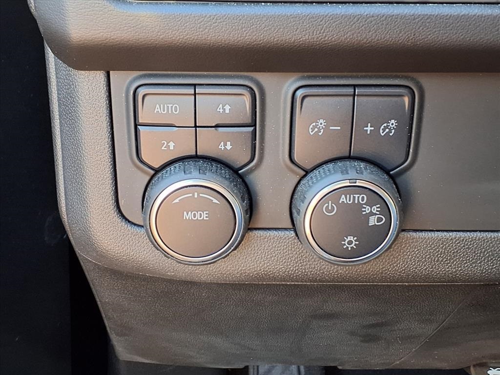 2023 Chevrolet Suburban High Country Black at Central Houston Nissan