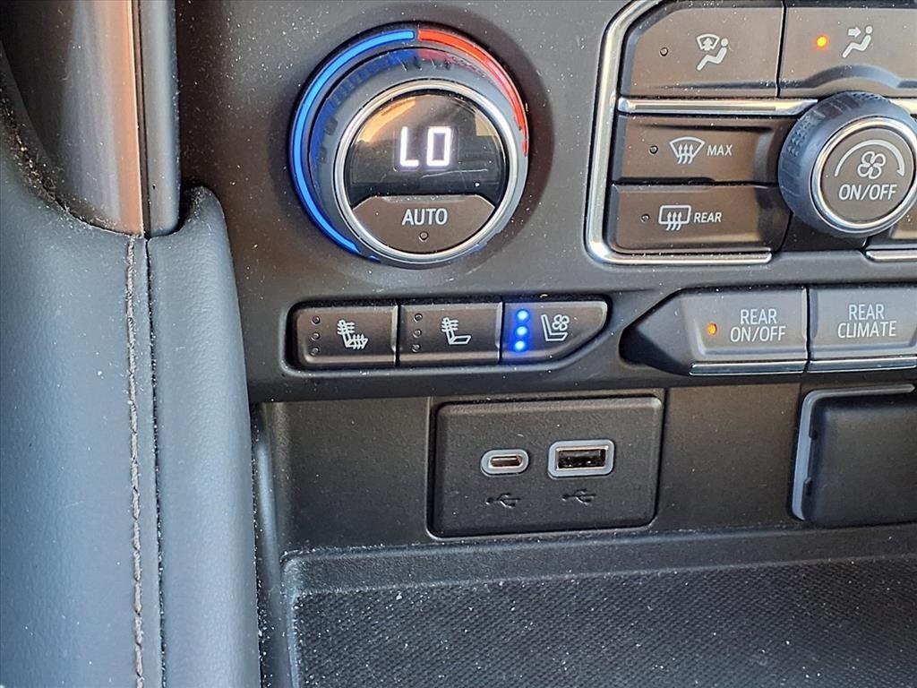 2023 Chevrolet Suburban High Country Black at Central Houston Nissan