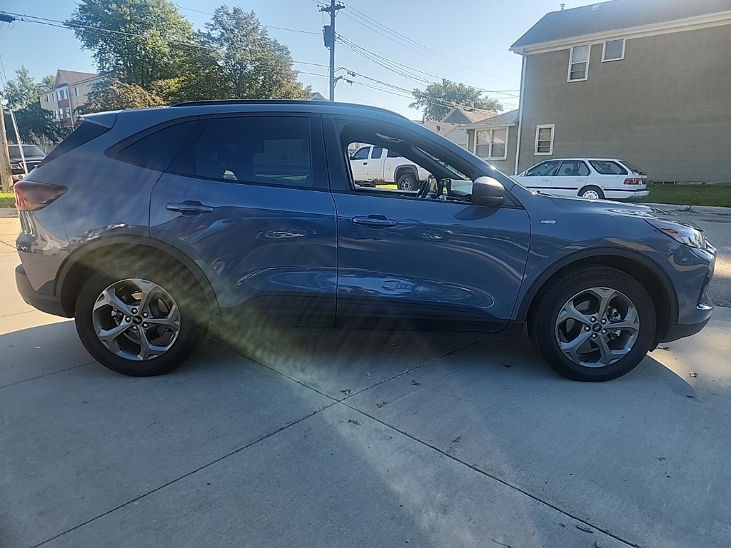 2025 Ford Escape