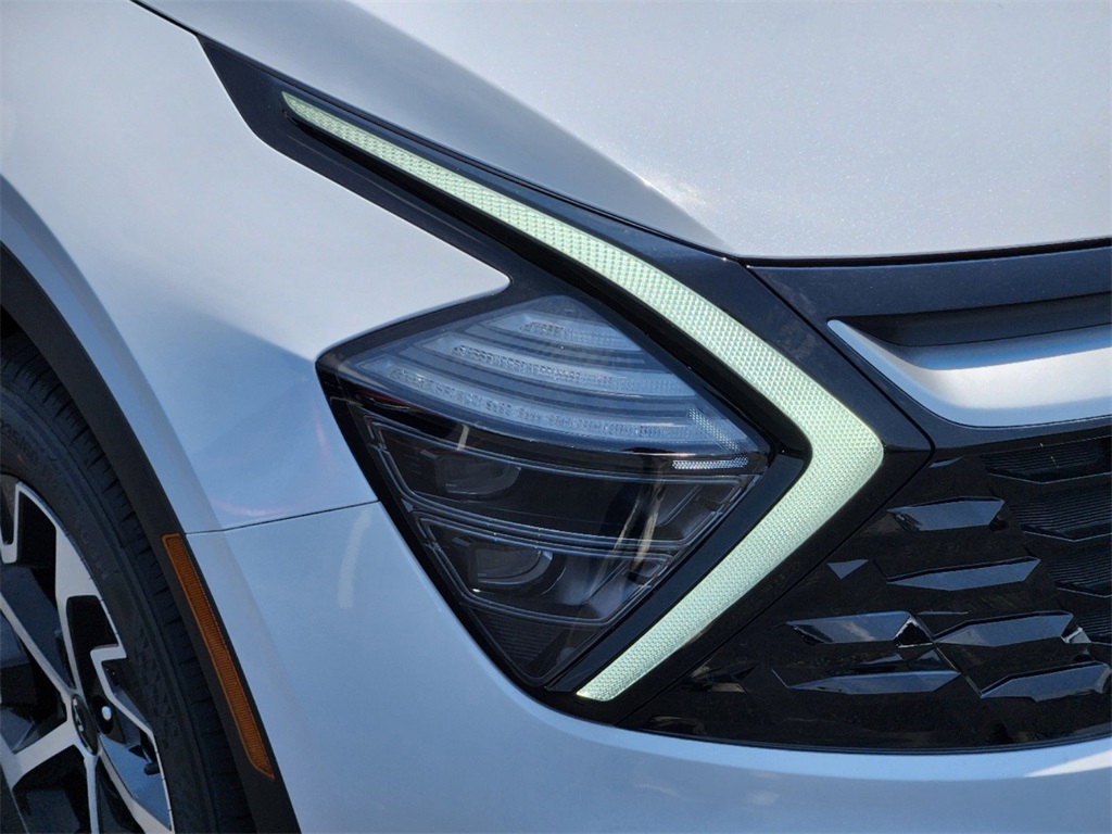 2025 Kia Sportage EX - 5