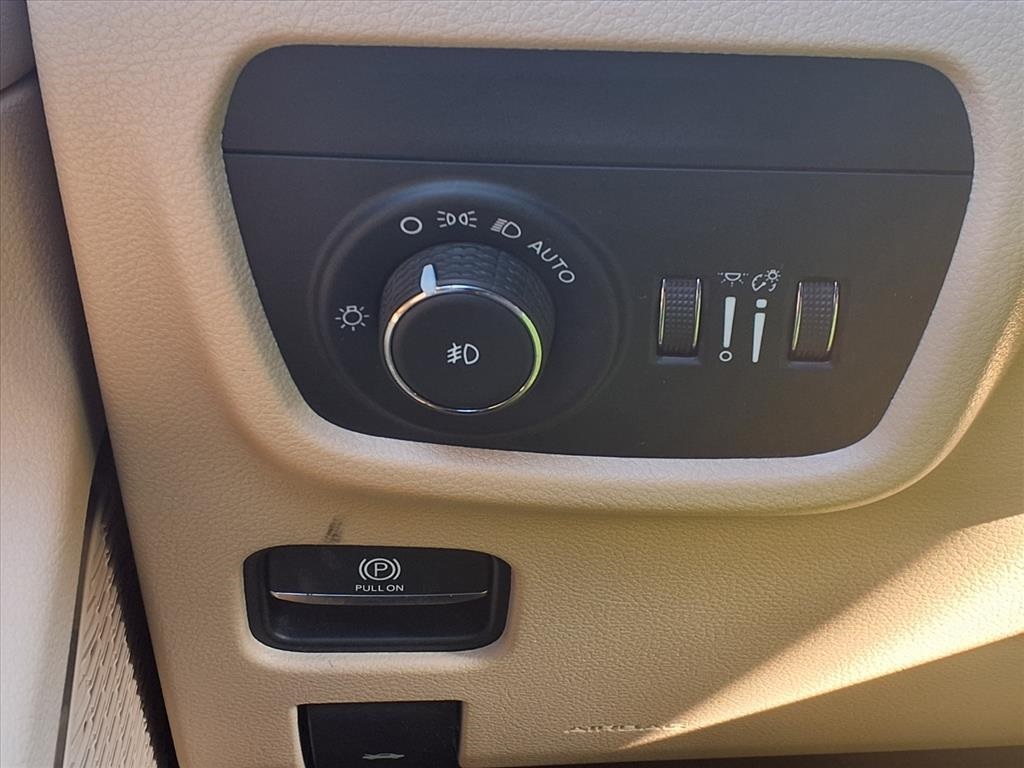 2022 Jeep Grand Cherokee L Limited Red at DeMontrond Auto Country