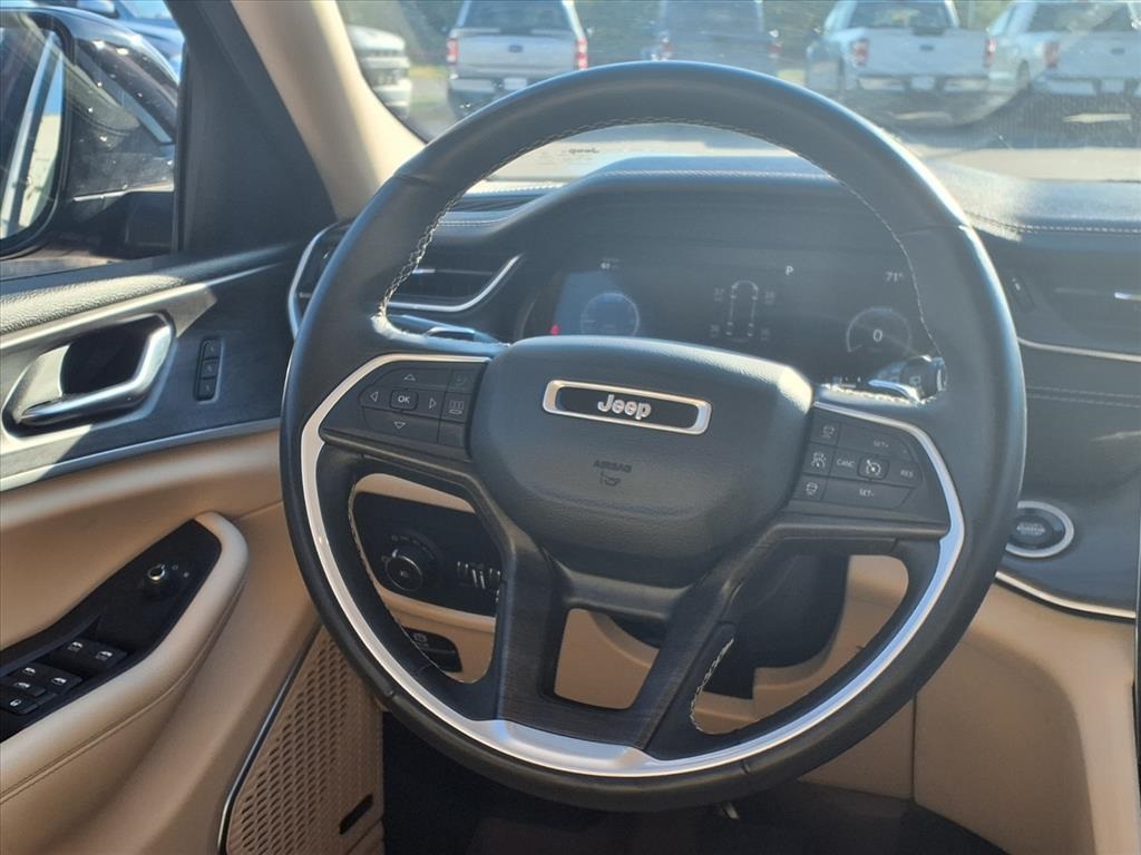 2022 Jeep Grand Cherokee L Limited Red at DeMontrond Auto Country