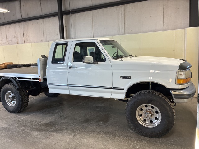 1993 Ford F-250 2 Dr XL 4WD Extended Cab LB