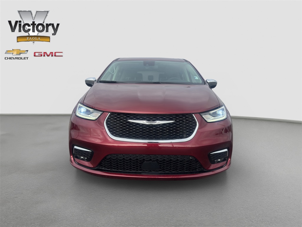 Used 2023 Chrysler Pacifica Hybrid Limited with VIN 2C4RC1S7XPR542902 for sale in Kansas City