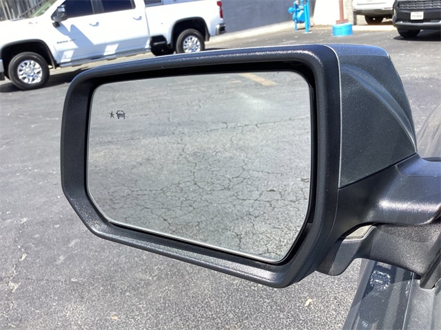 Used Car 2023 Chevrolet Traverse  Lt For Sale Under $30,000 In San Antonio, Texas