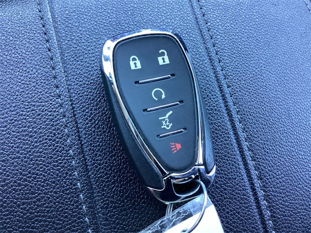 Used Car 2023 Chevrolet Traverse  Lt For Sale Under $30,000 In San Antonio, Texas