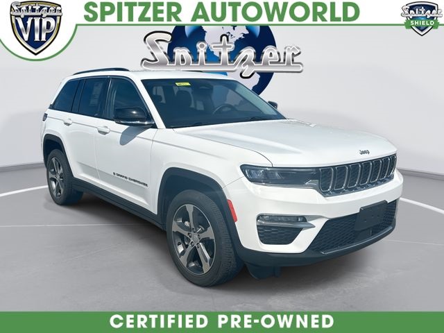 Bright White Clearcoat 2023 Jeep Grand Cherokee SUV / Crossover Four-Wheel Drive 8-Speed Automatic