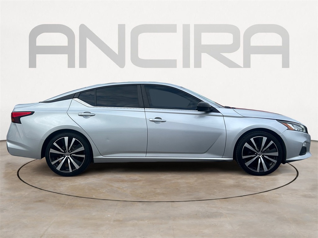 Used Car 2019 Nissan Altima  2.5 Sr For Sale Under $20,000 In Floresville, Texas