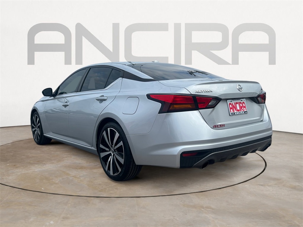 Used Car 2019 Nissan Altima  2.5 Sr For Sale Under $20,000 In Floresville, Texas