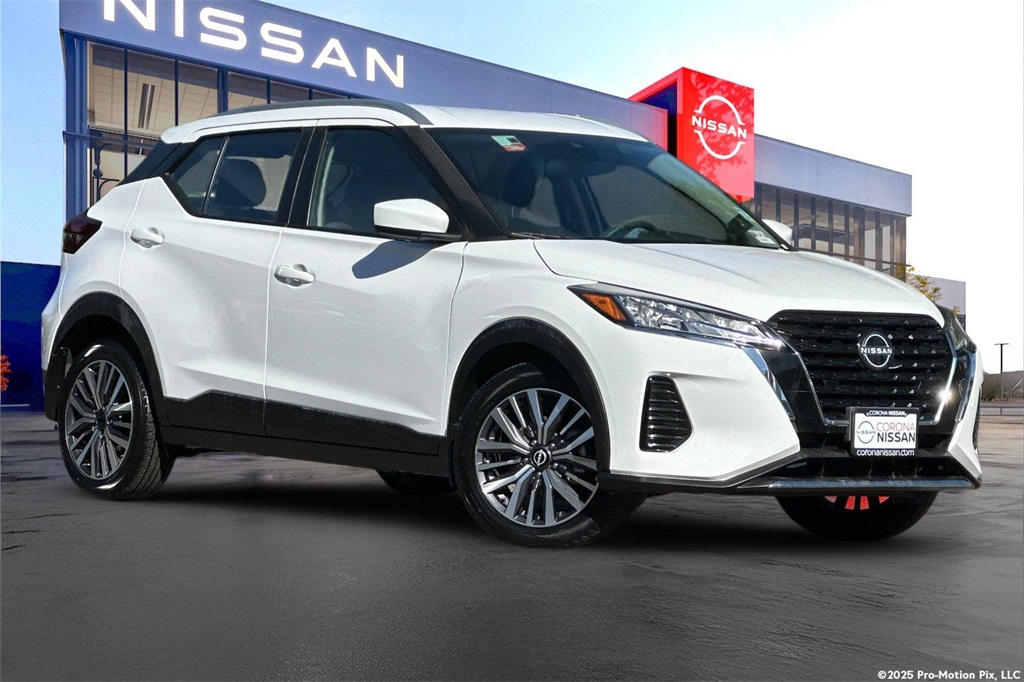 2022 Nissan Kicks SV