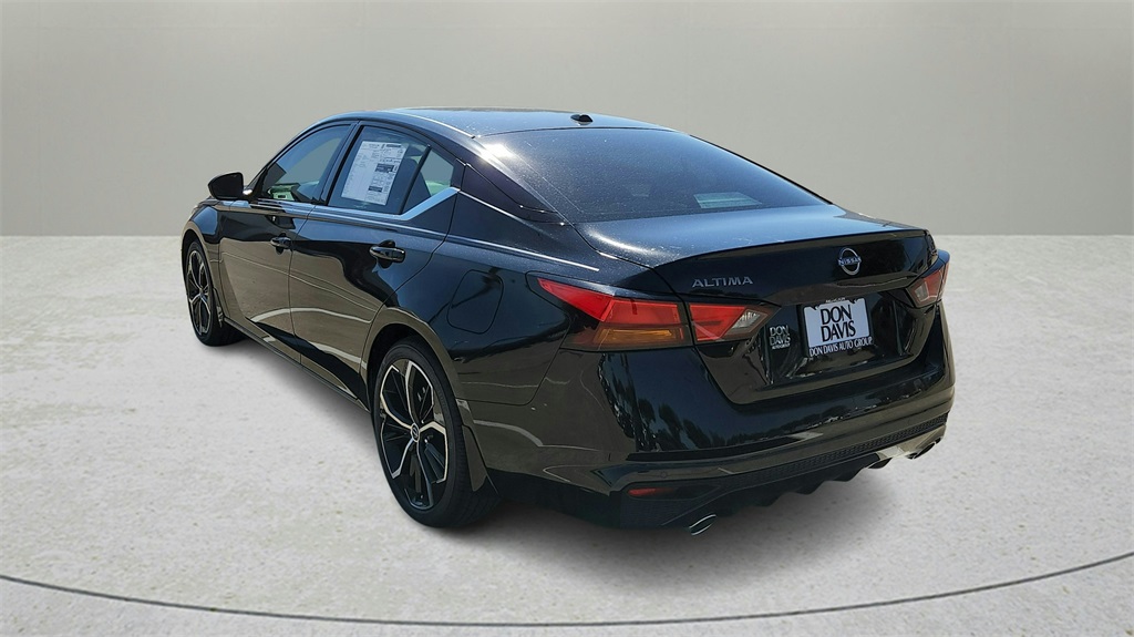 2025 Nissan Altima