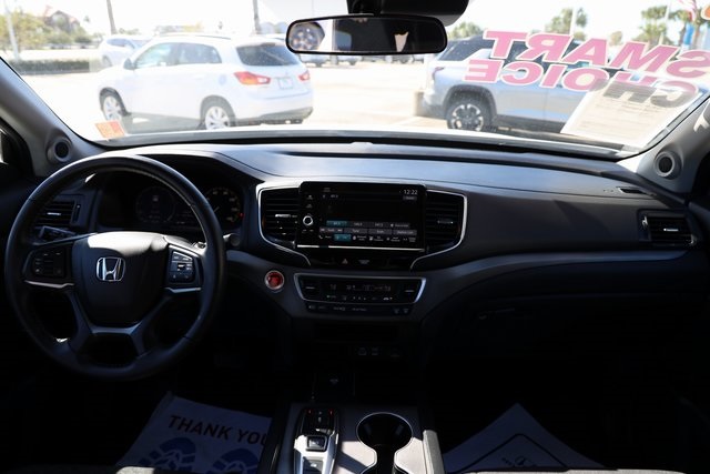 2025 Honda Ridgeline Sport White at Classic Honda Galveston