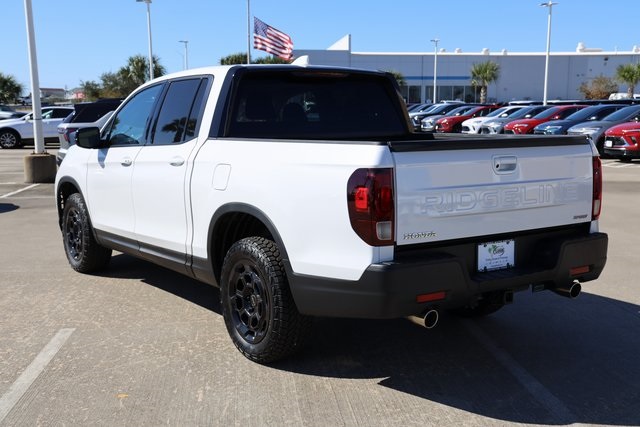 2025 Honda Ridgeline Sport White at Classic Honda Galveston
