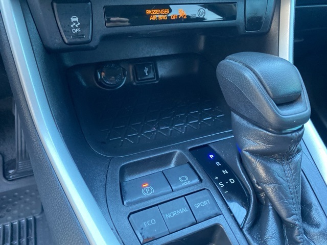 Used Car 2021 Toyota Rav4  Le For Sale Under $25,000 In San Antonio, Texas